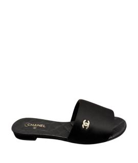 CHANEL Шлепанцы