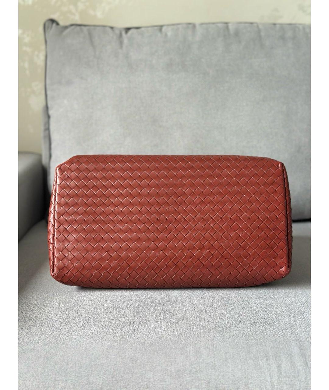 BOTTEGA VENETA Коричневая кожаная сумка с короткими ручками, фото 5