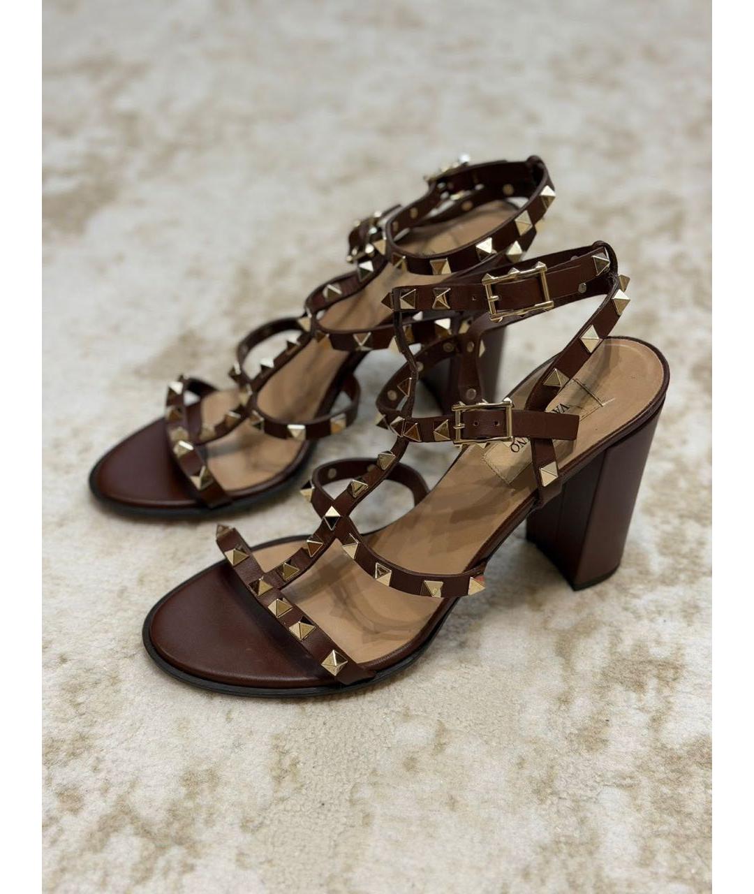 VALENTINO Коричневые кожаные босоножки, фото 2