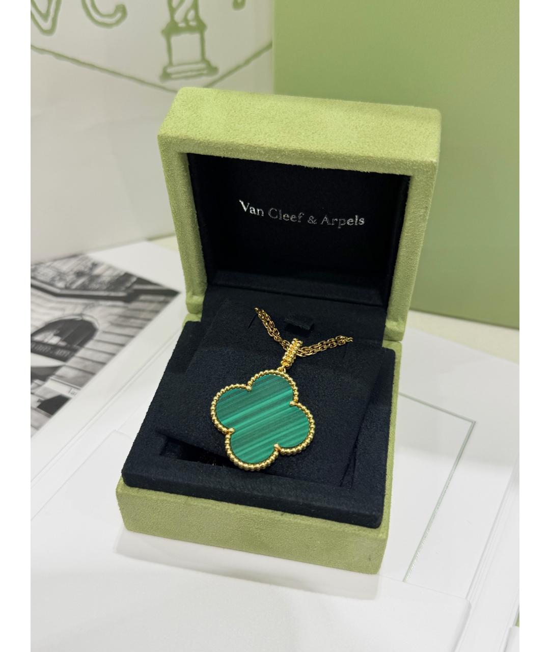 VAN CLEEF & ARPELS Зеленое колье из розового золота, фото 3
