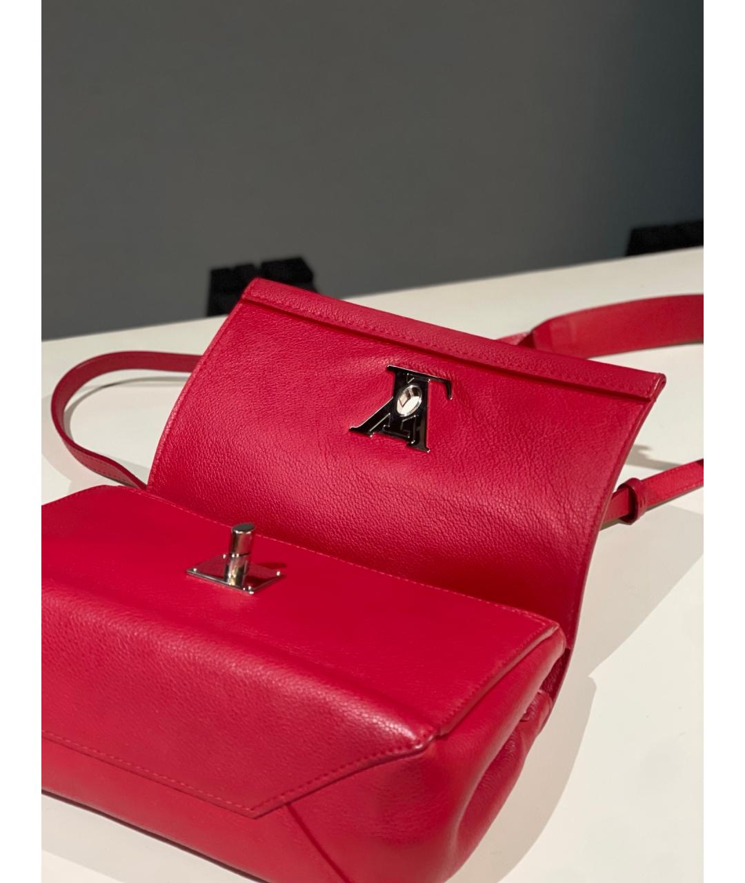 LOUIS VUITTON Красная кожаная сумка через плечо, фото 6