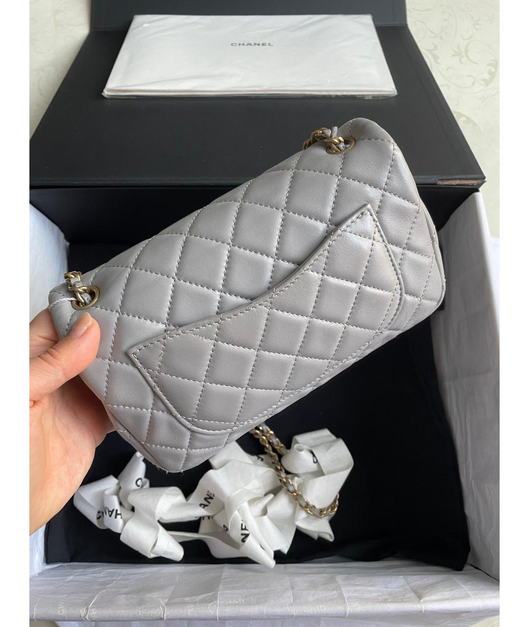 CHANEL Серая кожаная сумка через плечо, фото 3