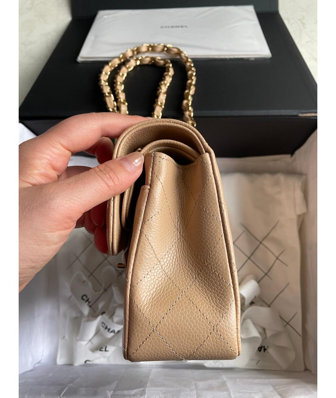 CHANEL Бежевая кожаная сумка через плечо, фото 4