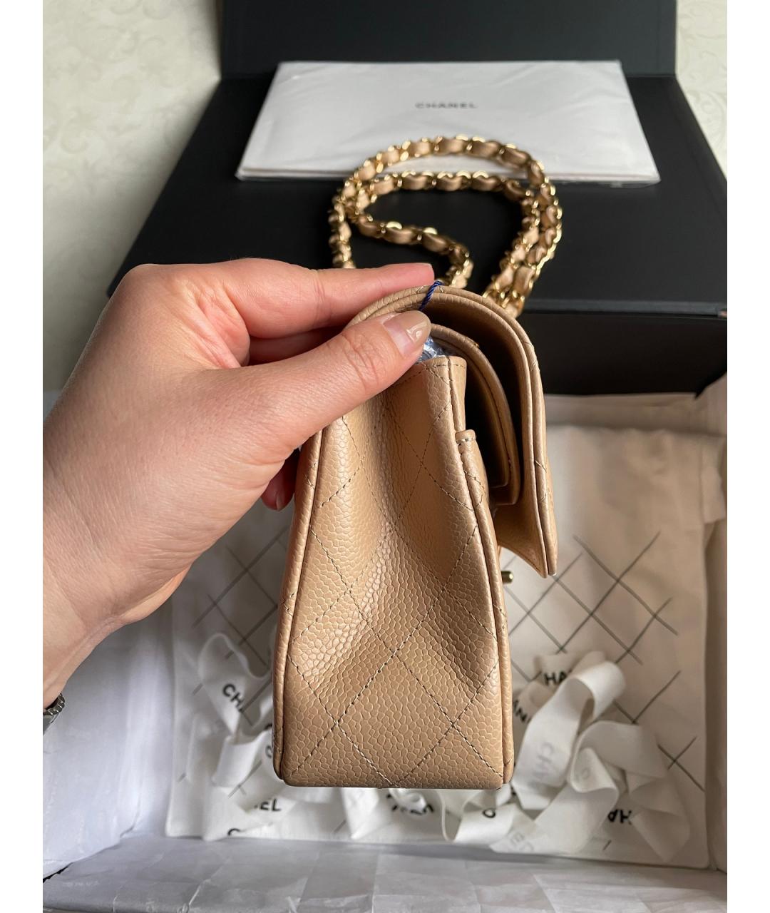 CHANEL Бежевая кожаная сумка через плечо, фото 5