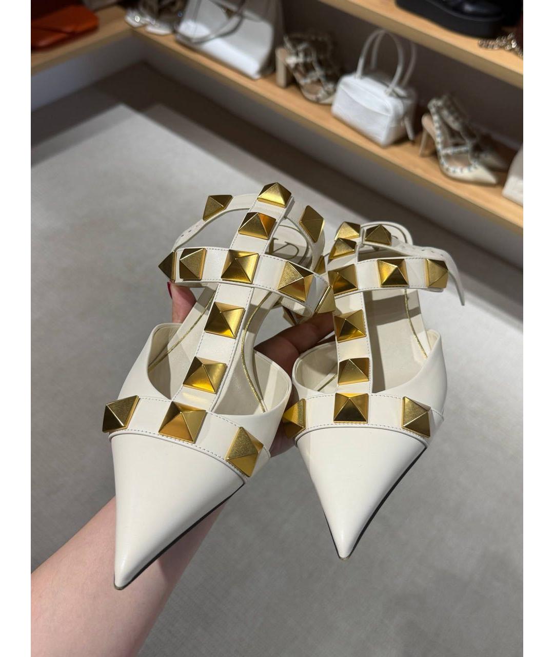 VALENTINO Белые кожаные туфли, фото 2