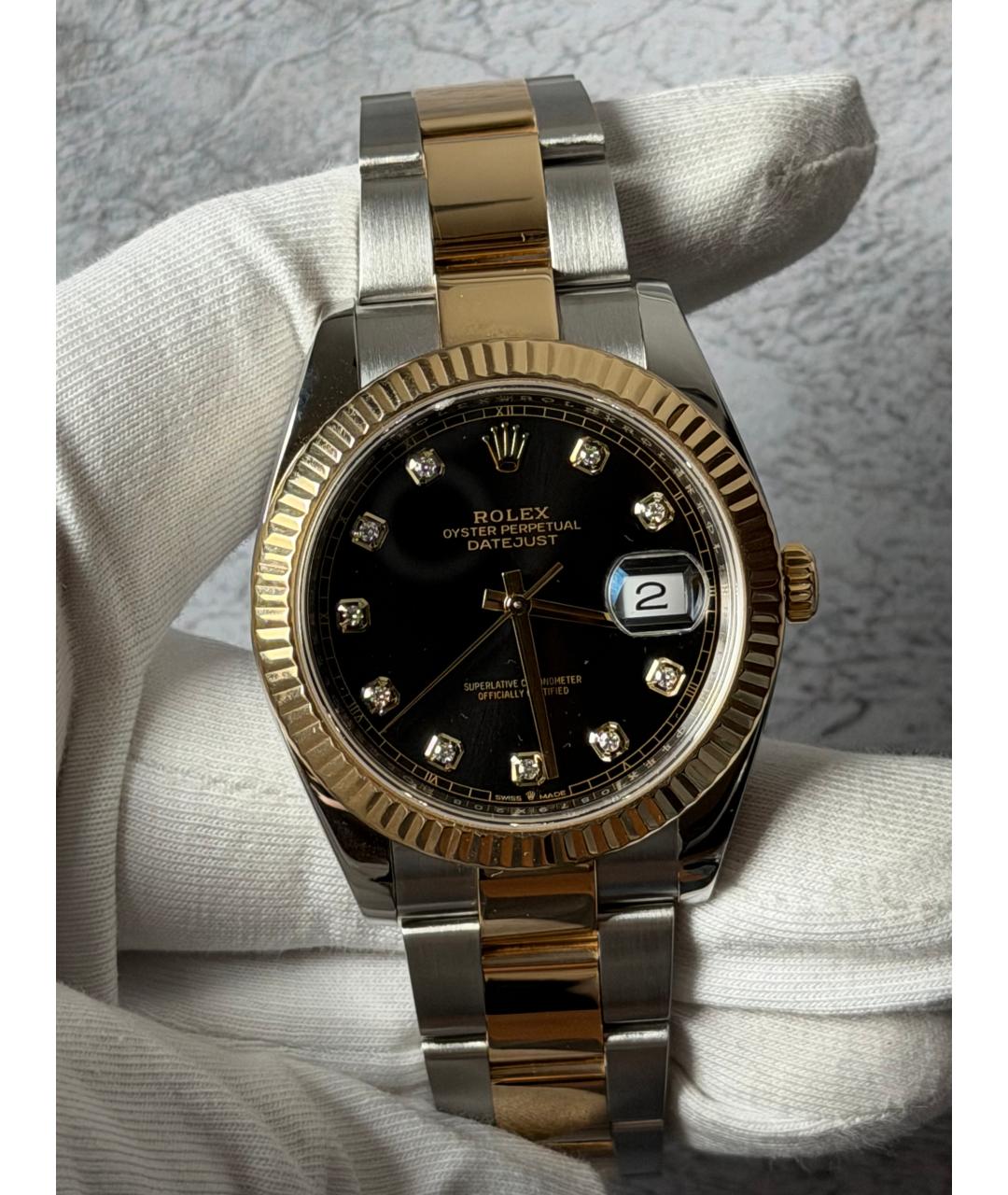 ROLEX Черные часы из желтого золота, фото 2