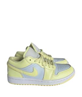 NIKE Кроссовки