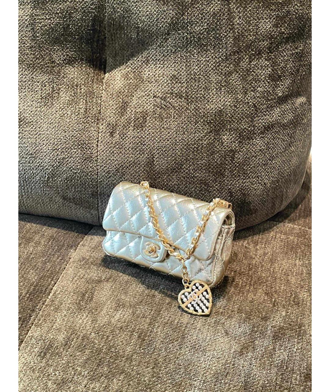 CHANEL Золотая кожаная сумка с короткими ручками, фото 3