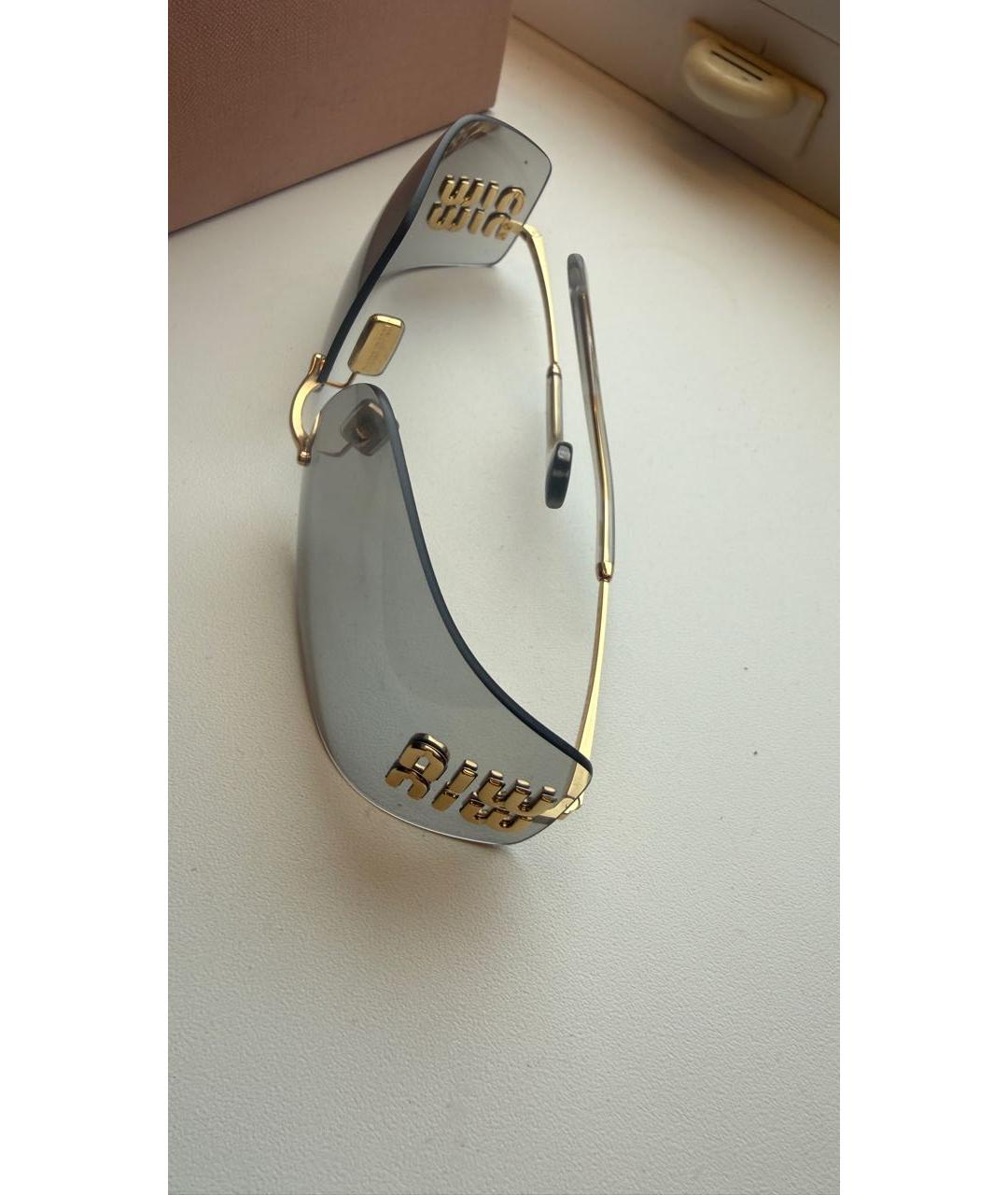 MIU MIU Золотые металлические солнцезащитные очки, фото 2