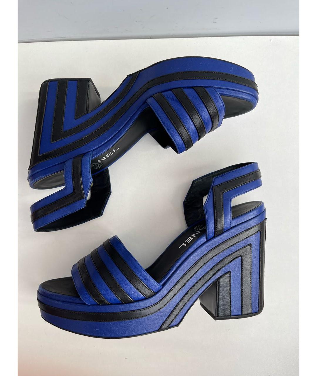CHANEL Синие кожаные босоножки, фото 2