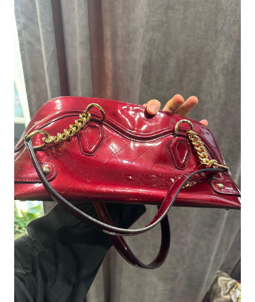 BALENCIAGA Красная сумка с короткими ручками из лакированной кожи, фото 2