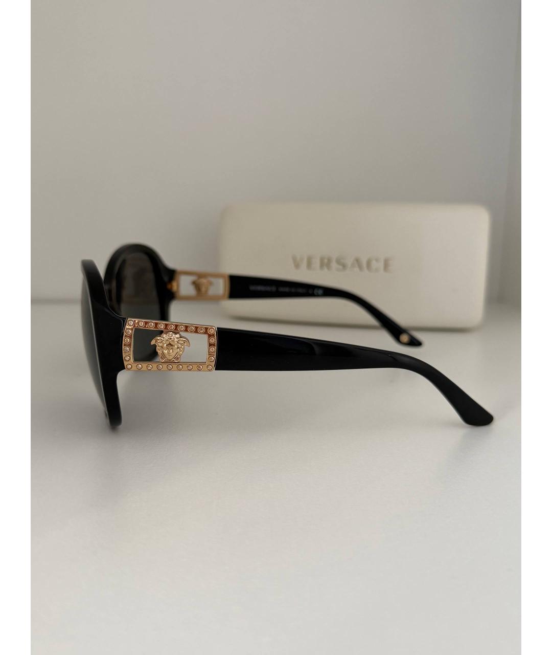 VERSACE Черные пластиковые солнцезащитные очки, фото 3