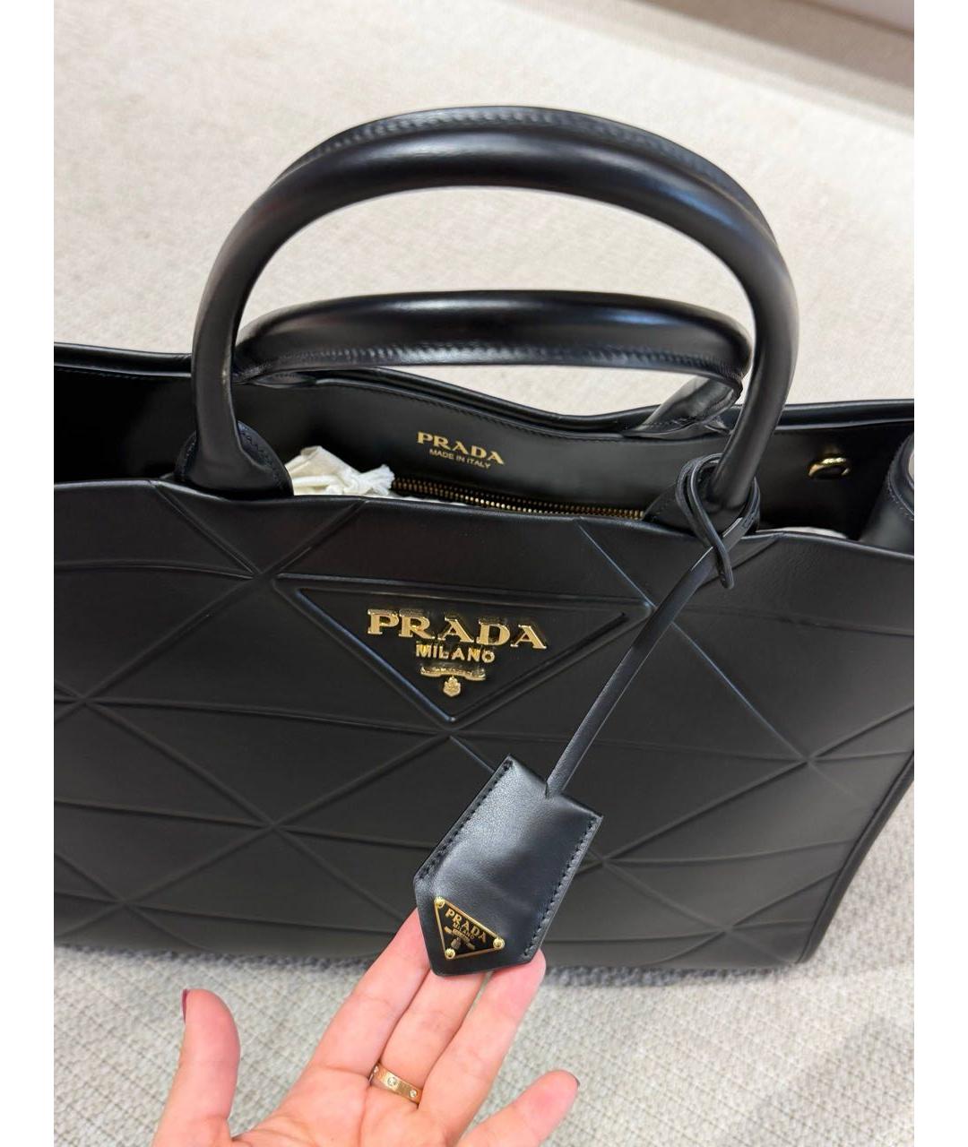 PRADA Черная кожаная сумка с короткими ручками, фото 4