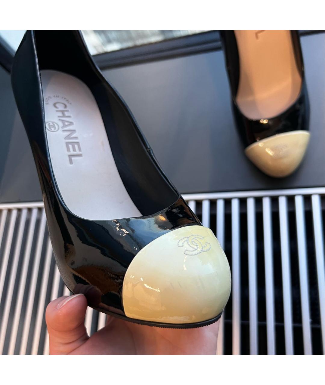 CHANEL Туфли из лакированной кожи, фото 3