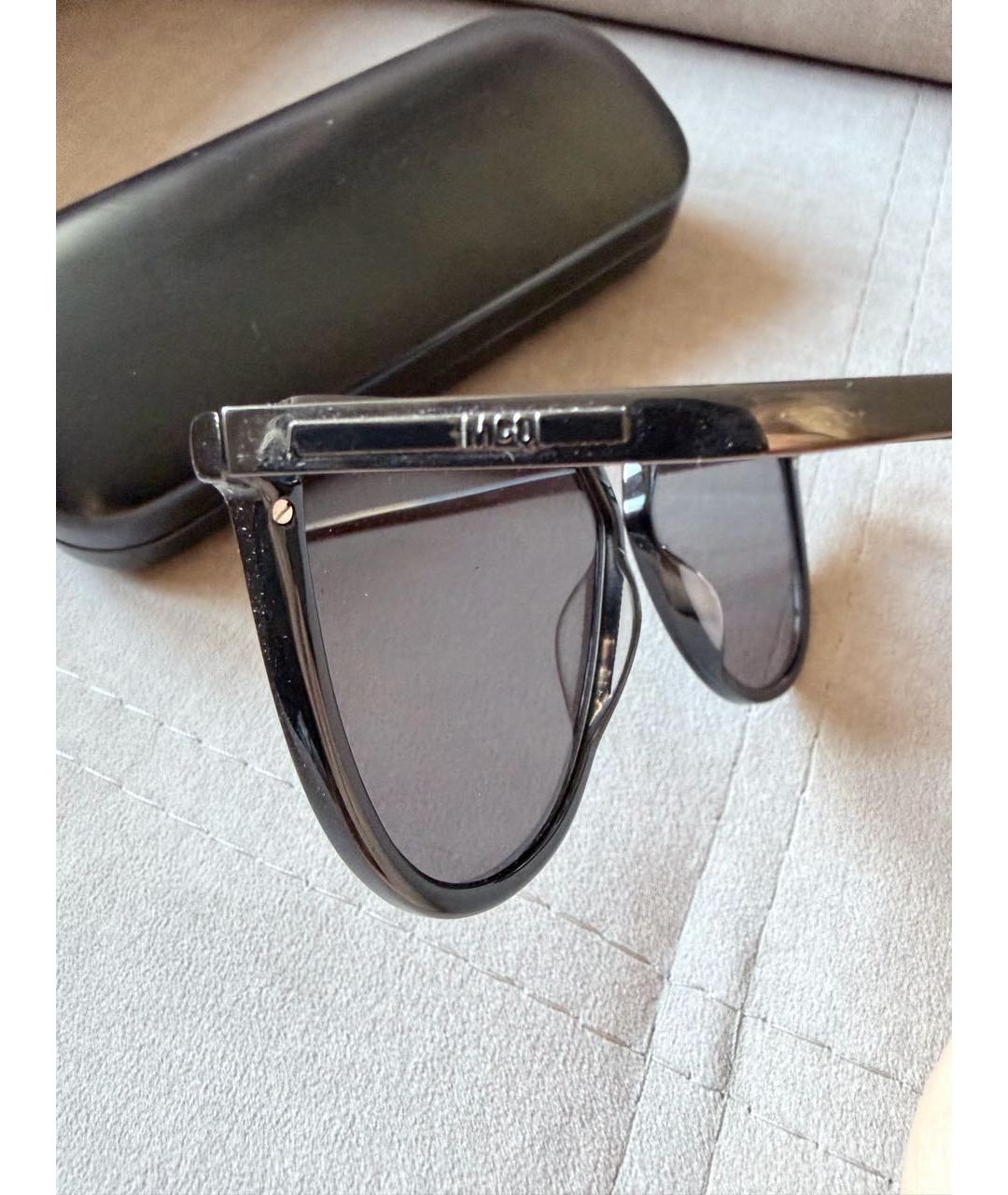 MCQ ALEXANDER MCQUEEN Черные пластиковые солнцезащитные очки, фото 4