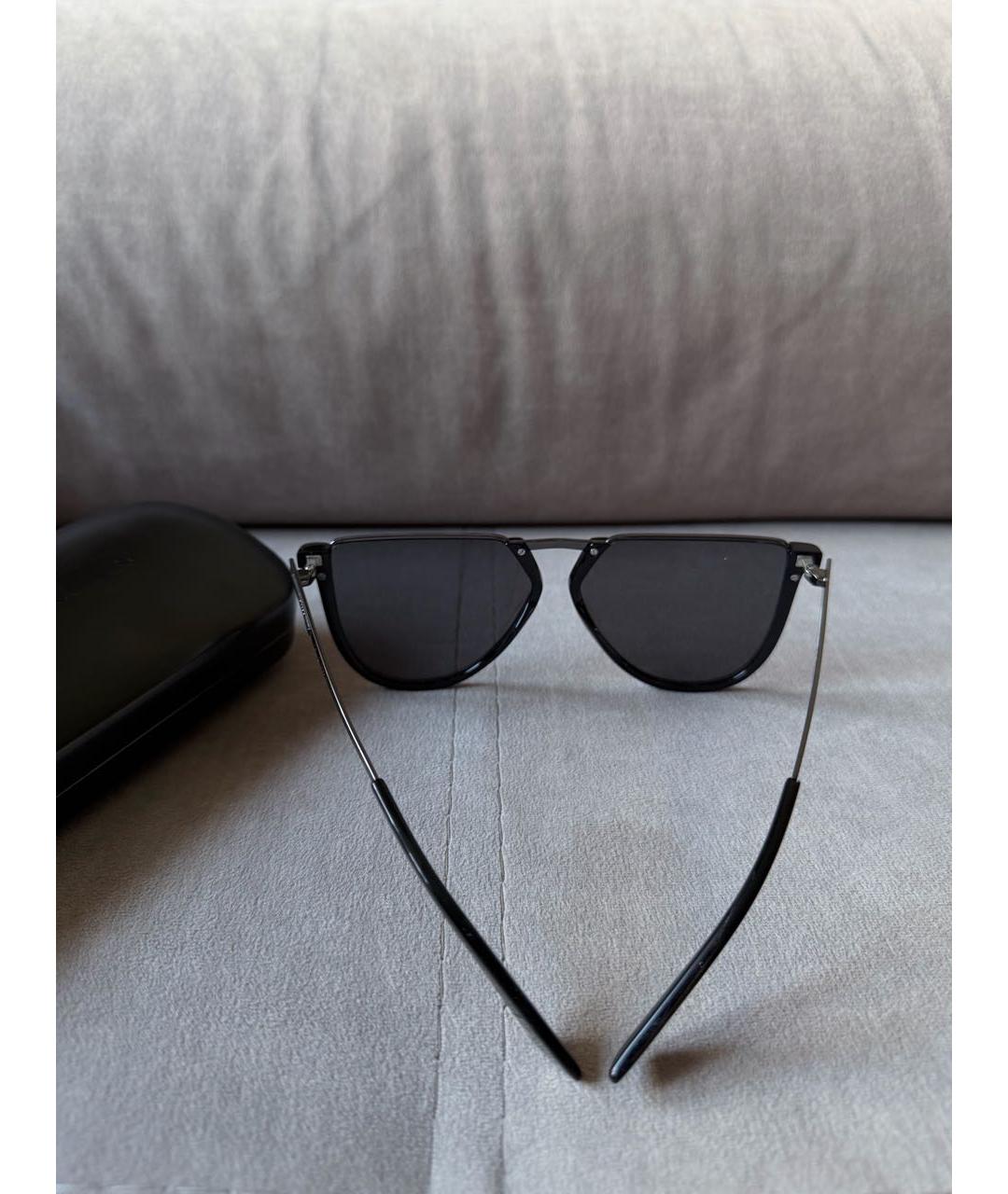 MCQ ALEXANDER MCQUEEN Черные пластиковые солнцезащитные очки, фото 2