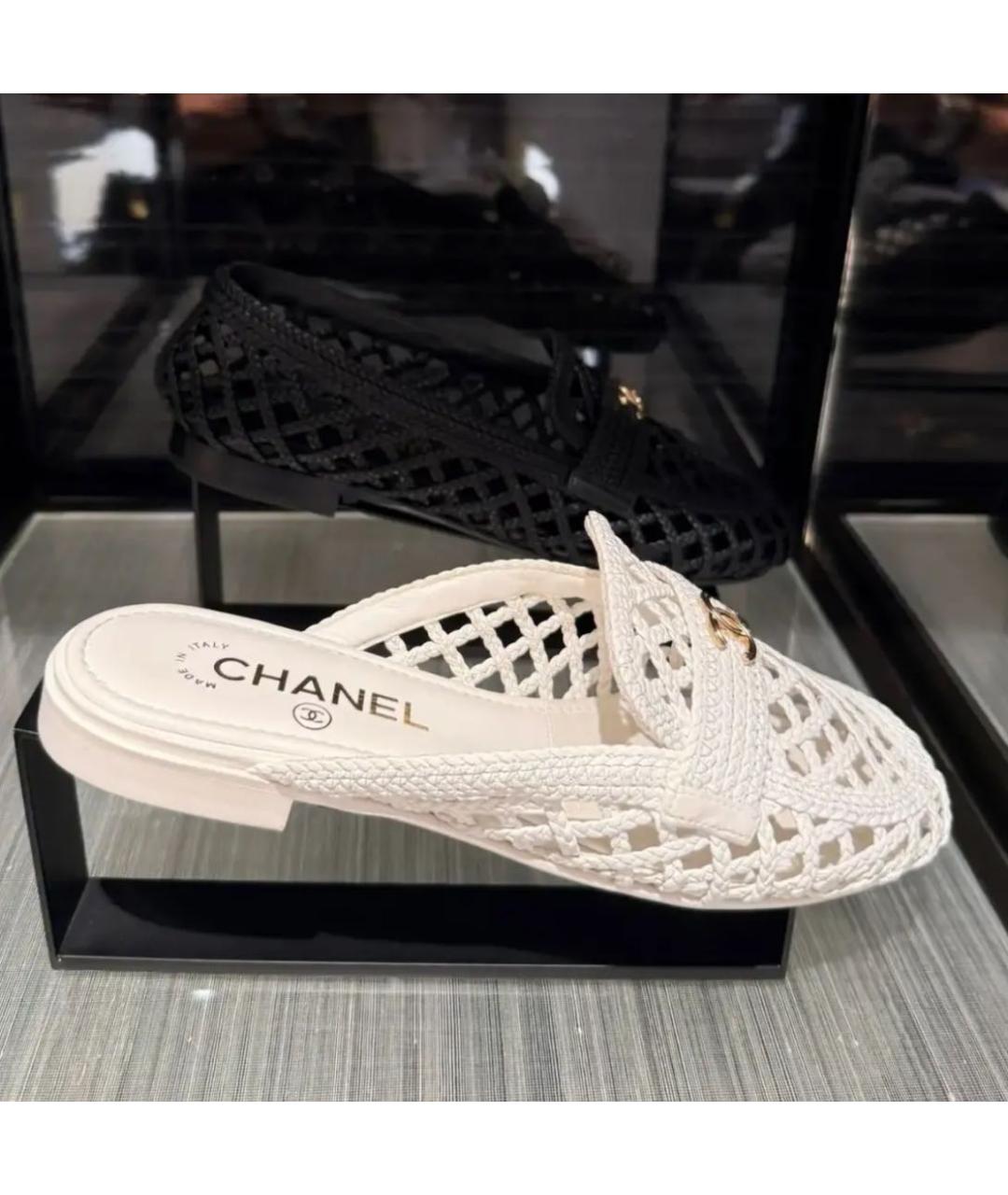 CHANEL Белые кожаные мюли, фото 3