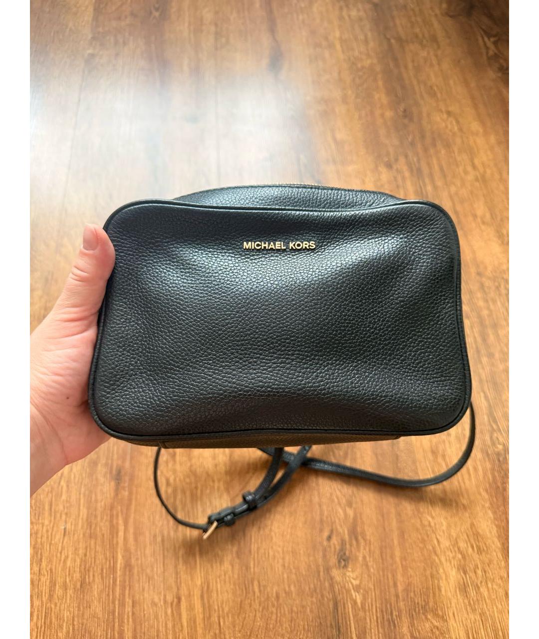 MICHAEL KORS Черная кожаная сумка через плечо, фото 2