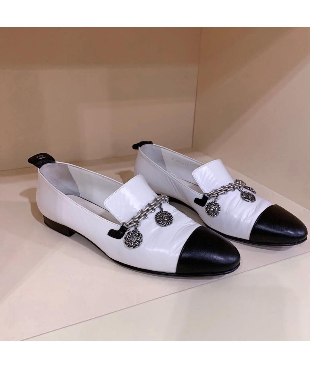 CHANEL Белые кожаные лоферы, фото 8