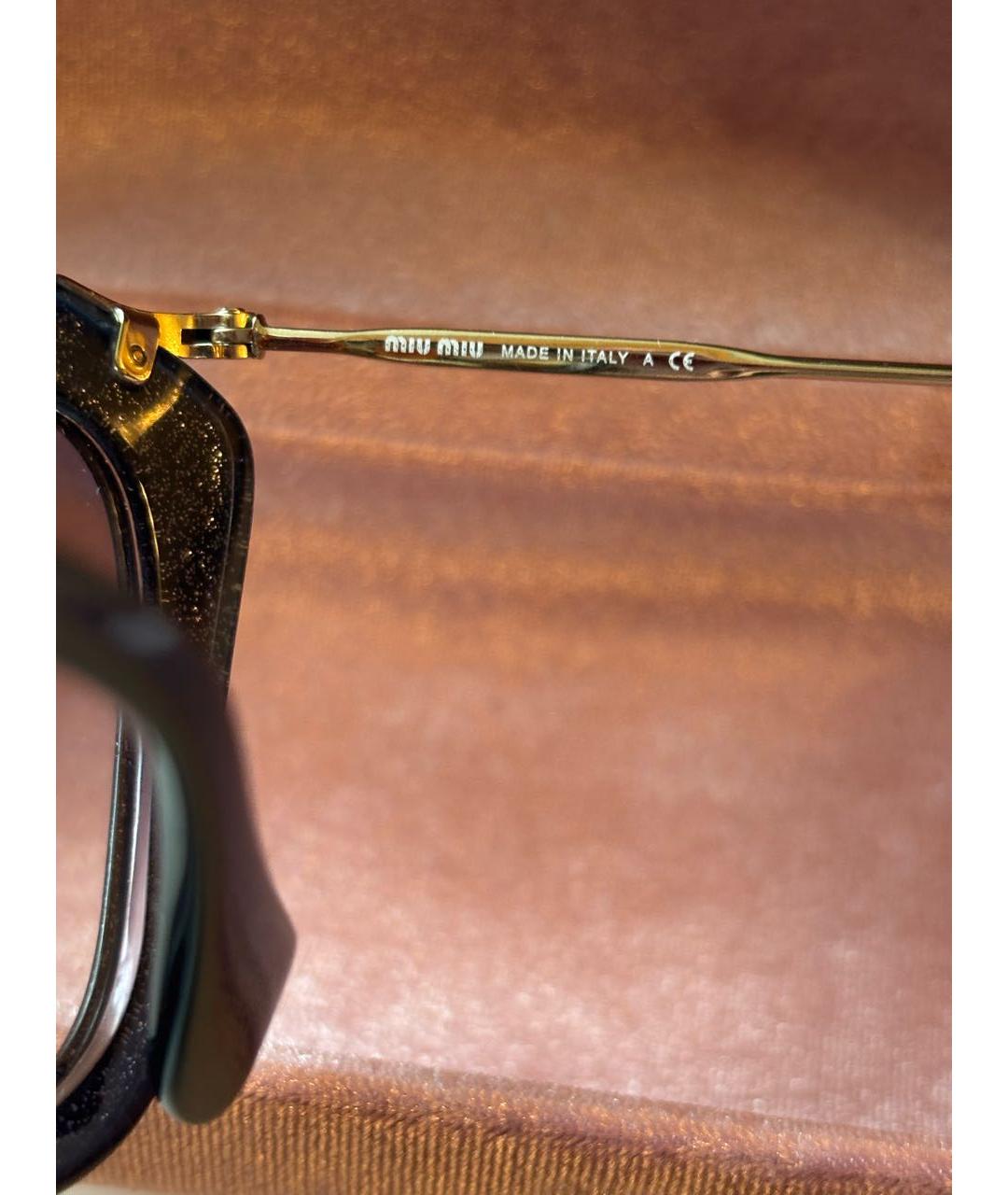 MIU MIU Черные пластиковые солнцезащитные очки, фото 4