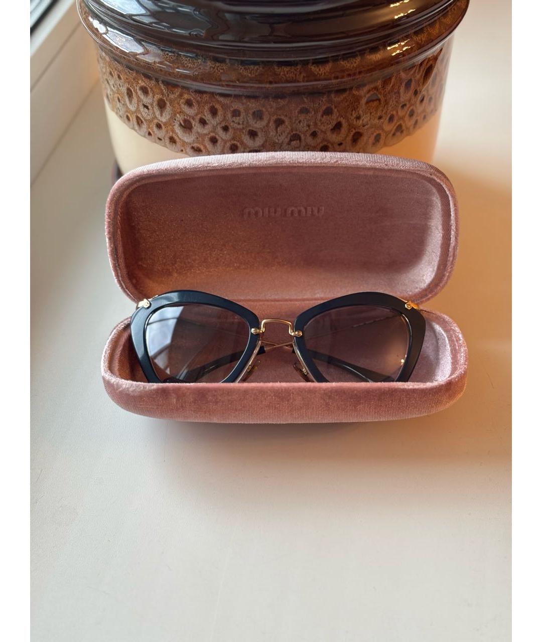 MIU MIU Черные пластиковые солнцезащитные очки, фото 2