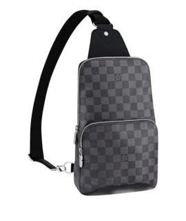 LOUIS VUITTON Сумка на плечо