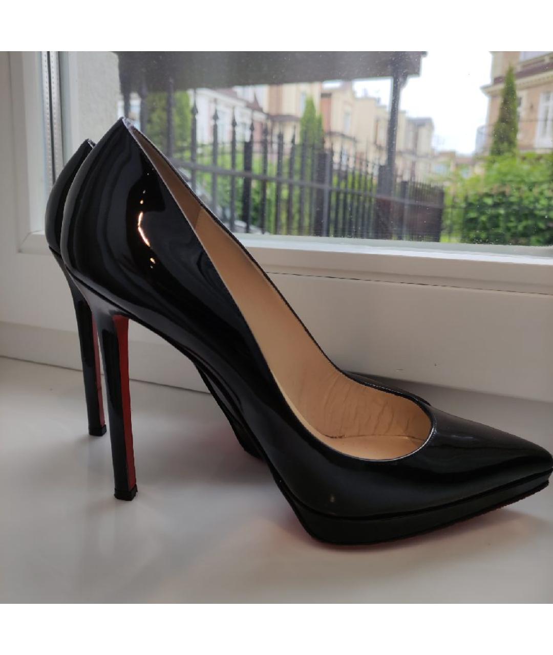 CHRISTIAN LOUBOUTIN Черные туфли из лакированной кожи, фото 7