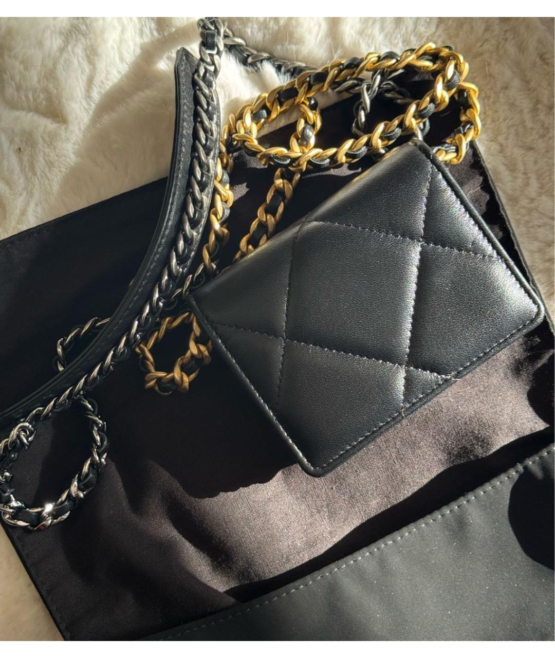 CHANEL Черная кожаная сумка через плечо, фото 3
