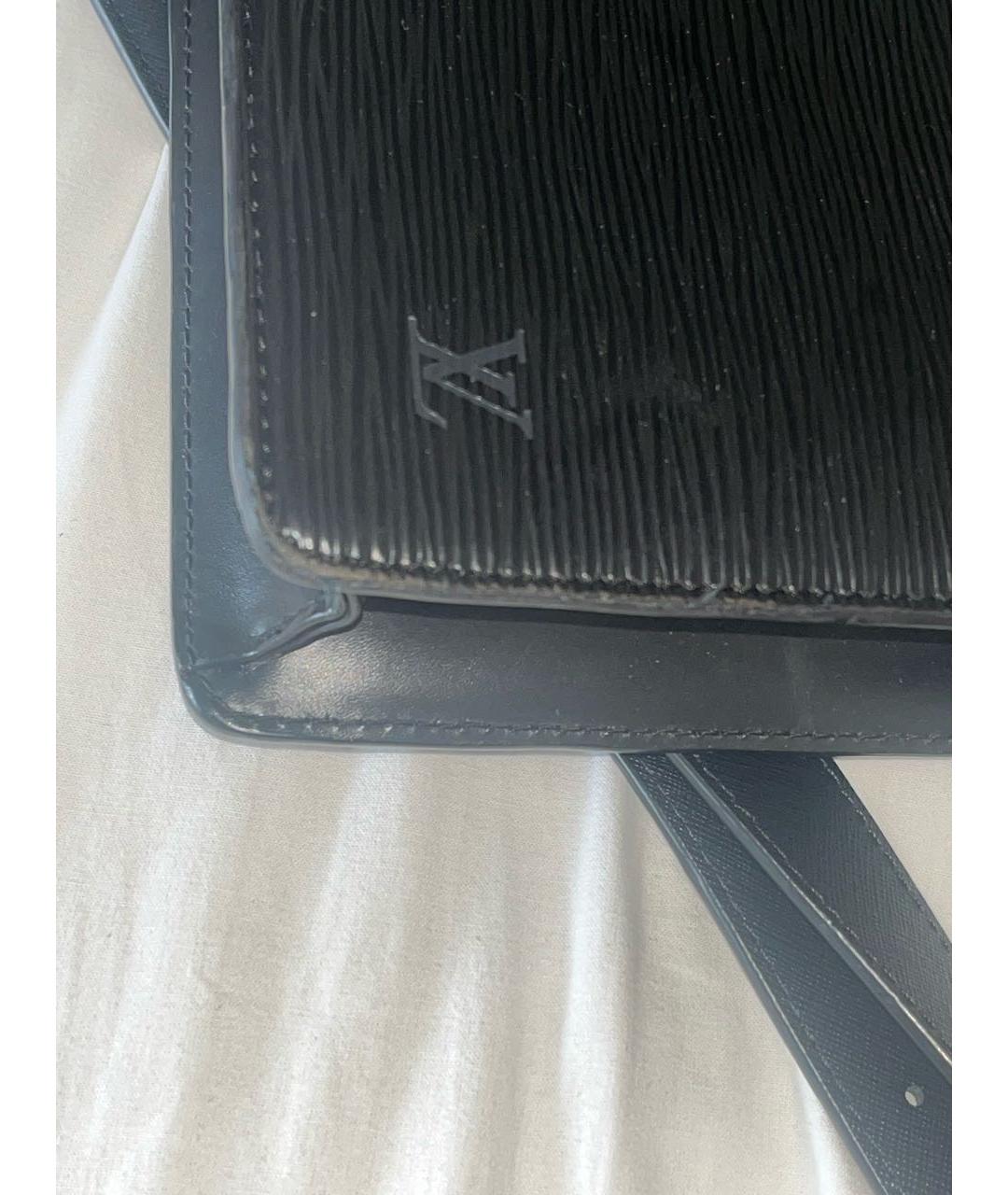 LOUIS VUITTON Черная кожаная сумка на плечо, фото 4