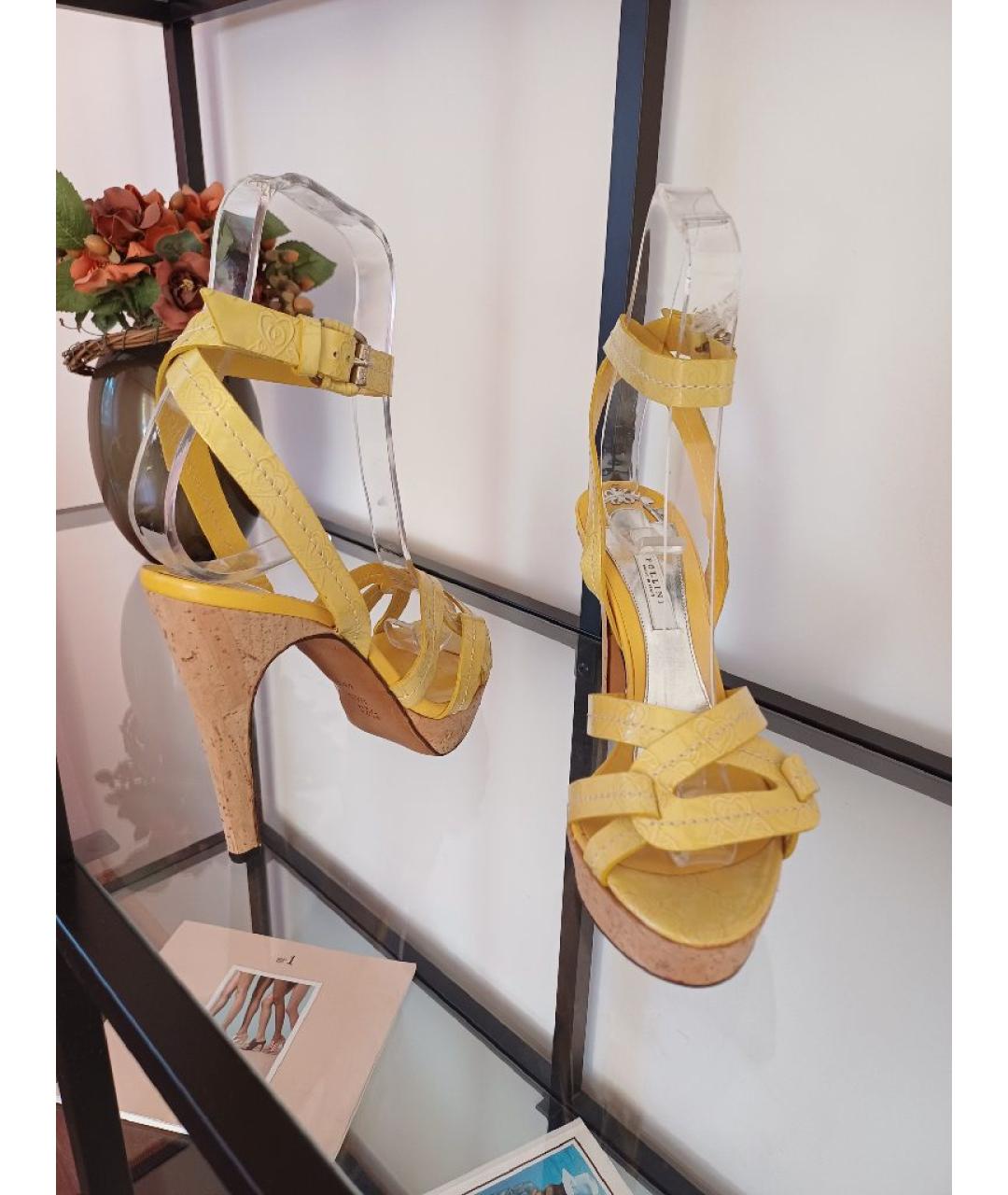 POLLINI Желтые босоножки из лакированной кожи, фото 6