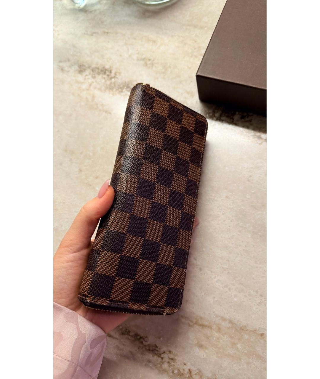 LOUIS VUITTON Коричневый кошелек, фото 5