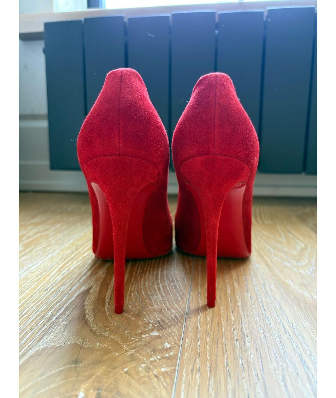 CHRISTIAN LOUBOUTIN Красные замшевые туфли, фото 4