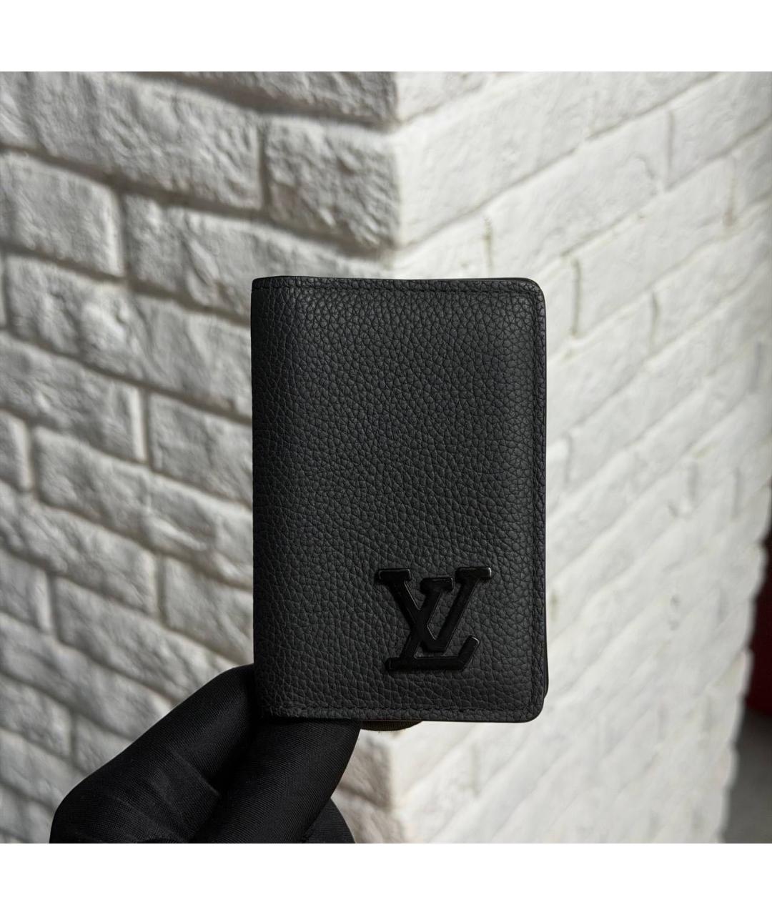 LOUIS VUITTON Черный кожаный кардхолдер, фото 4