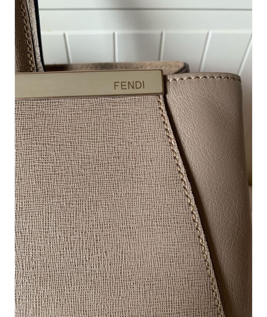 FENDI Бежевая кожаная сумка с короткими ручками, фото 3