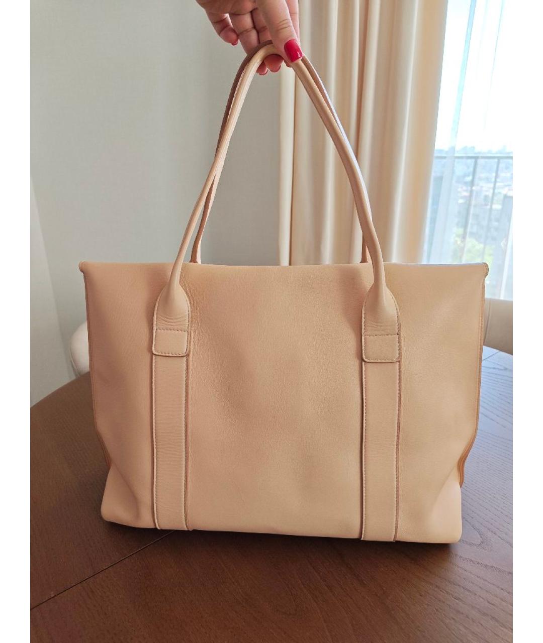 FERRAGAMO Бежевая кожаная сумка тоут, фото 3