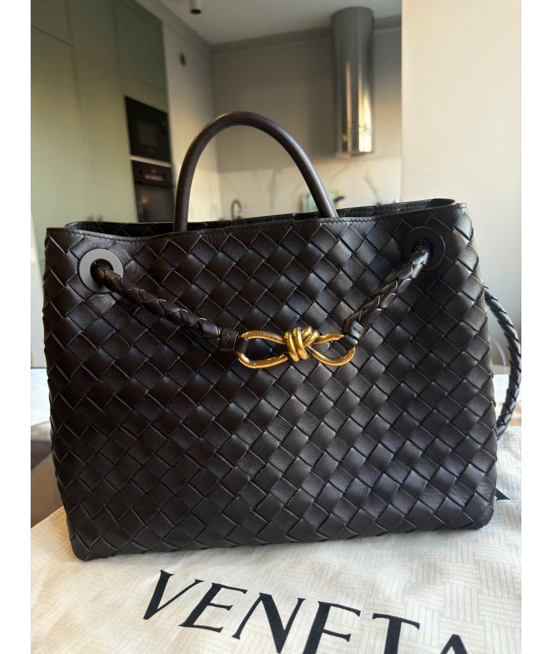BOTTEGA VENETA Коричневая кожаная сумка тоут, фото 5