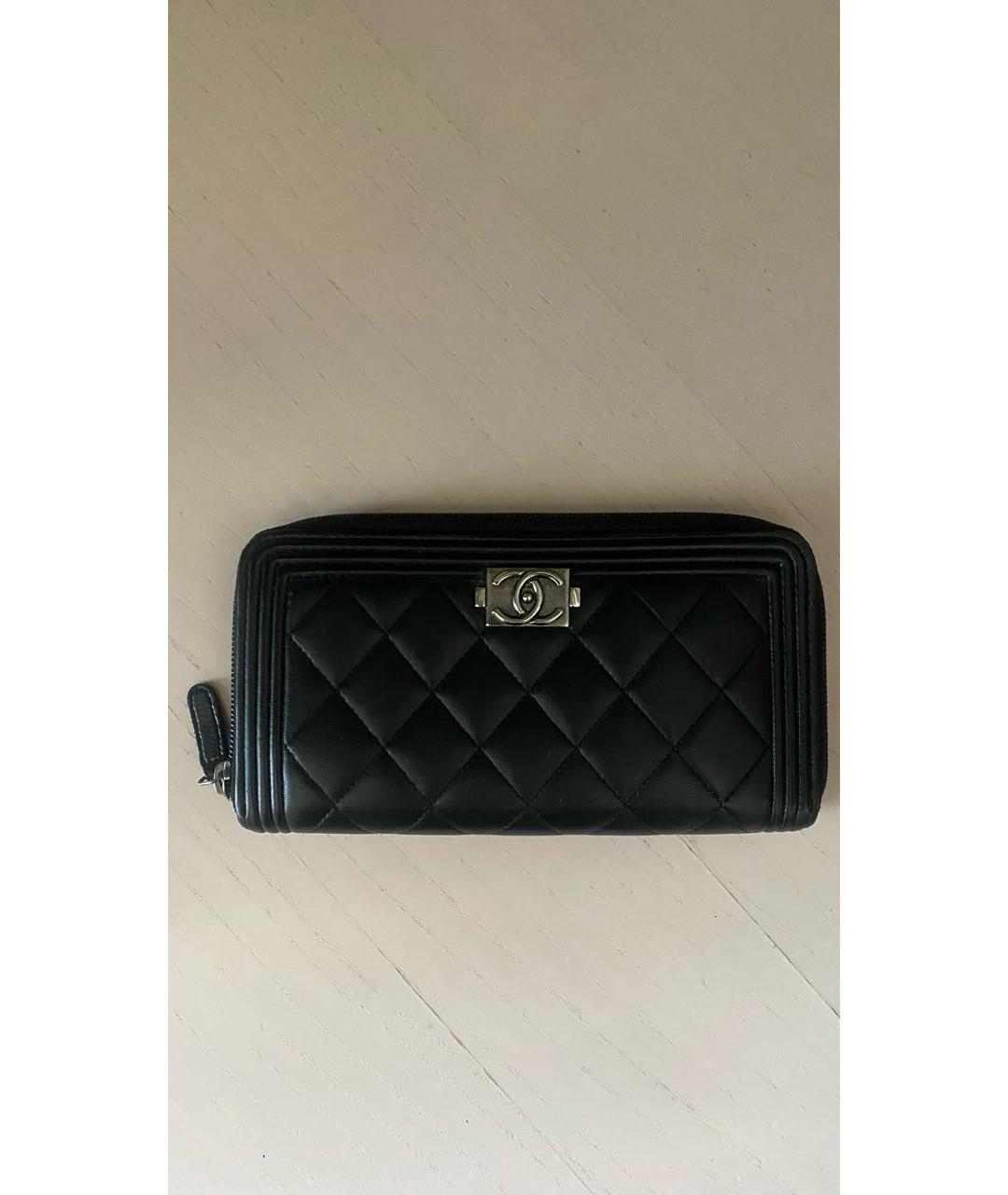 CHANEL Черный кожаный кошелек, фото 6