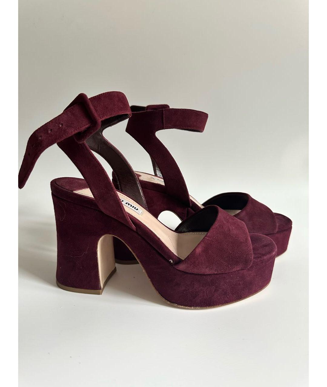 MIU MIU Бордовые замшевые босоножки, фото 7