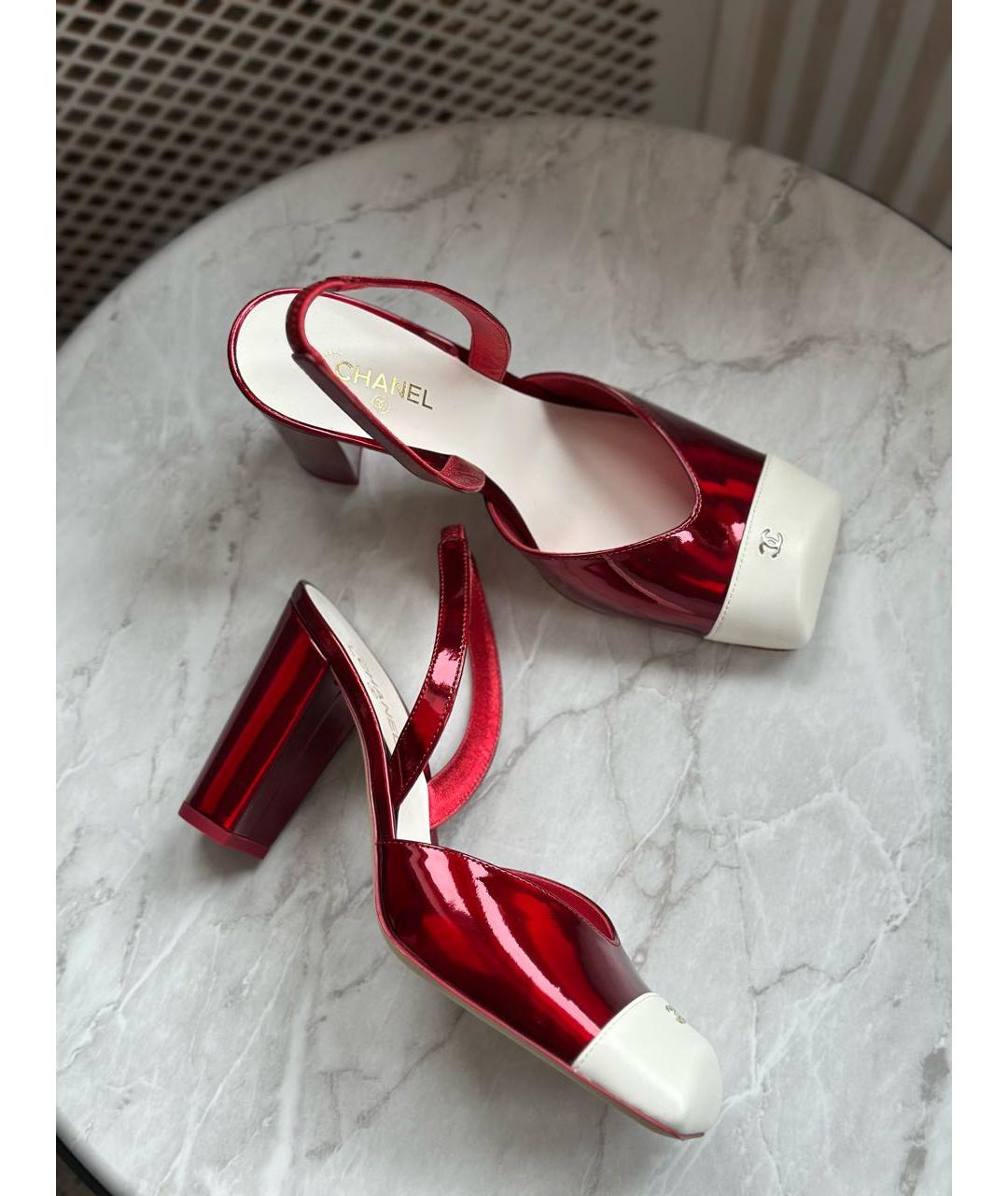 CHANEL Красные туфли из лакированной кожи, фото 2
