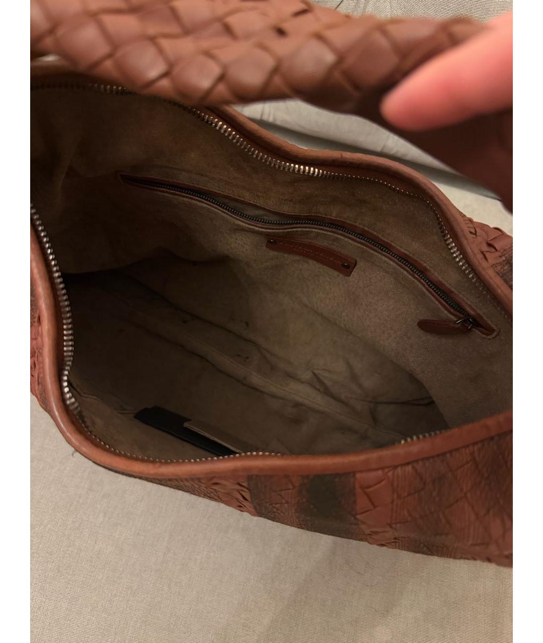 BOTTEGA VENETA Бордовая кожаная сумка через плечо, фото 3