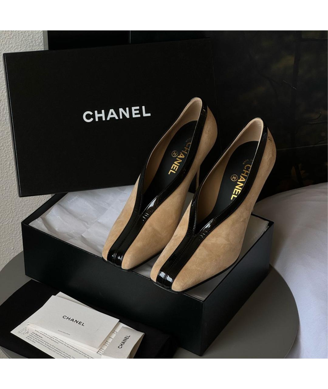 CHANEL Бежевые замшевые туфли, фото 2