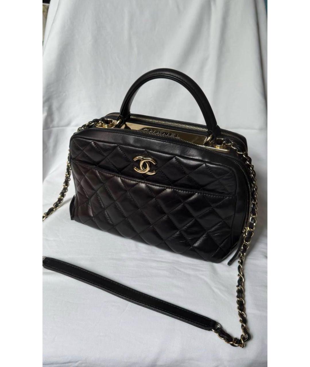 CHANEL Черная кожаная сумка с короткими ручками, фото 2