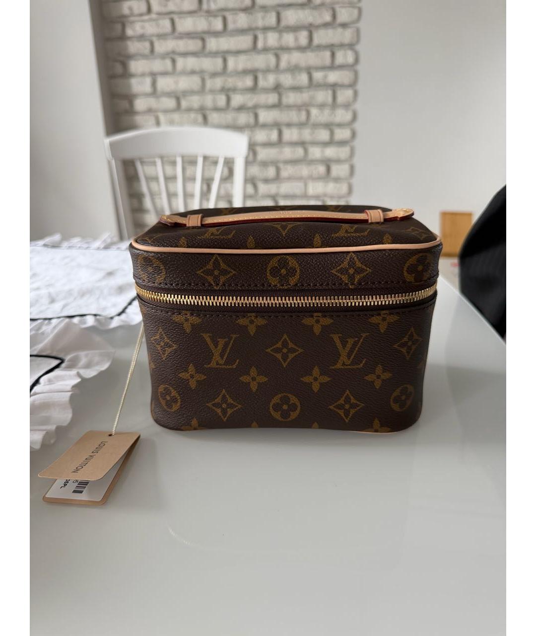 LOUIS VUITTON Коричневая косметичка, фото 5
