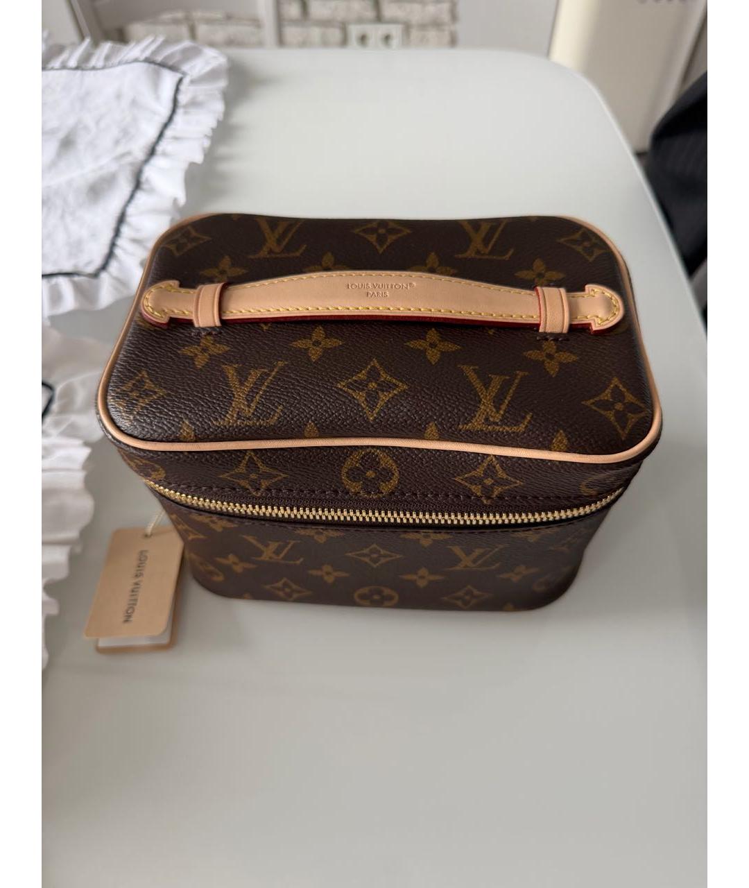 LOUIS VUITTON Коричневая косметичка, фото 3