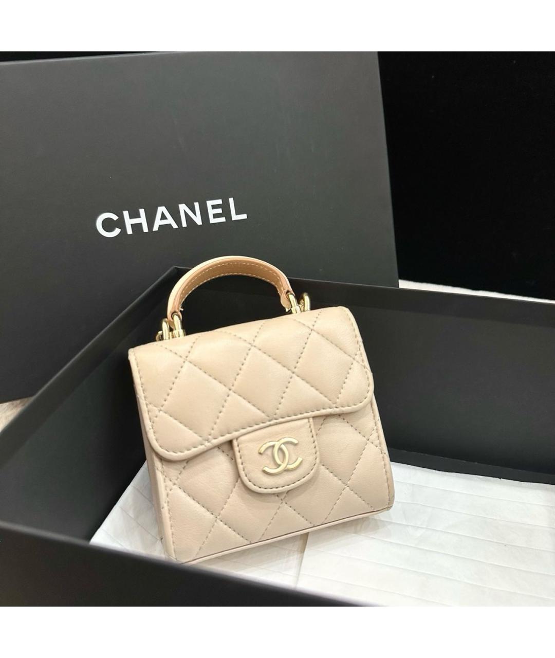 CHANEL Бежевая замшевая сумка через плечо, фото 4