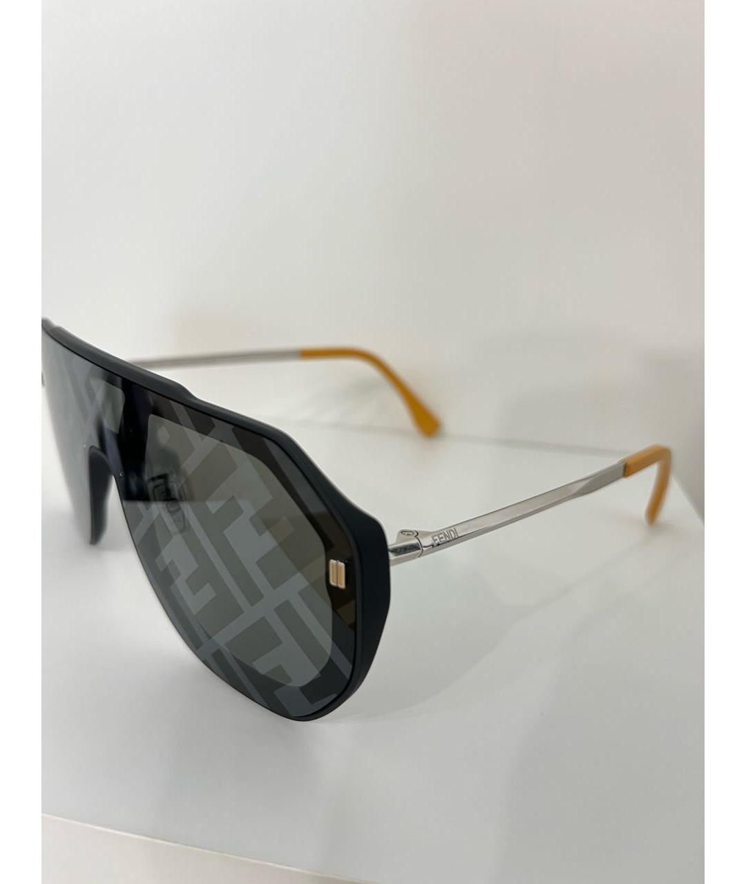 FENDI Черные пластиковые солнцезащитные очки, фото 2