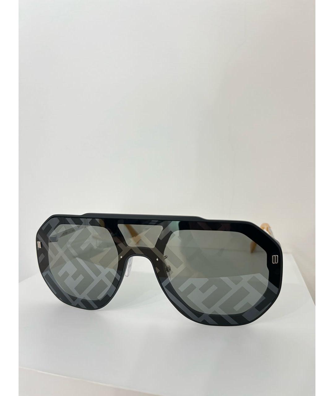 FENDI Черные пластиковые солнцезащитные очки, фото 4