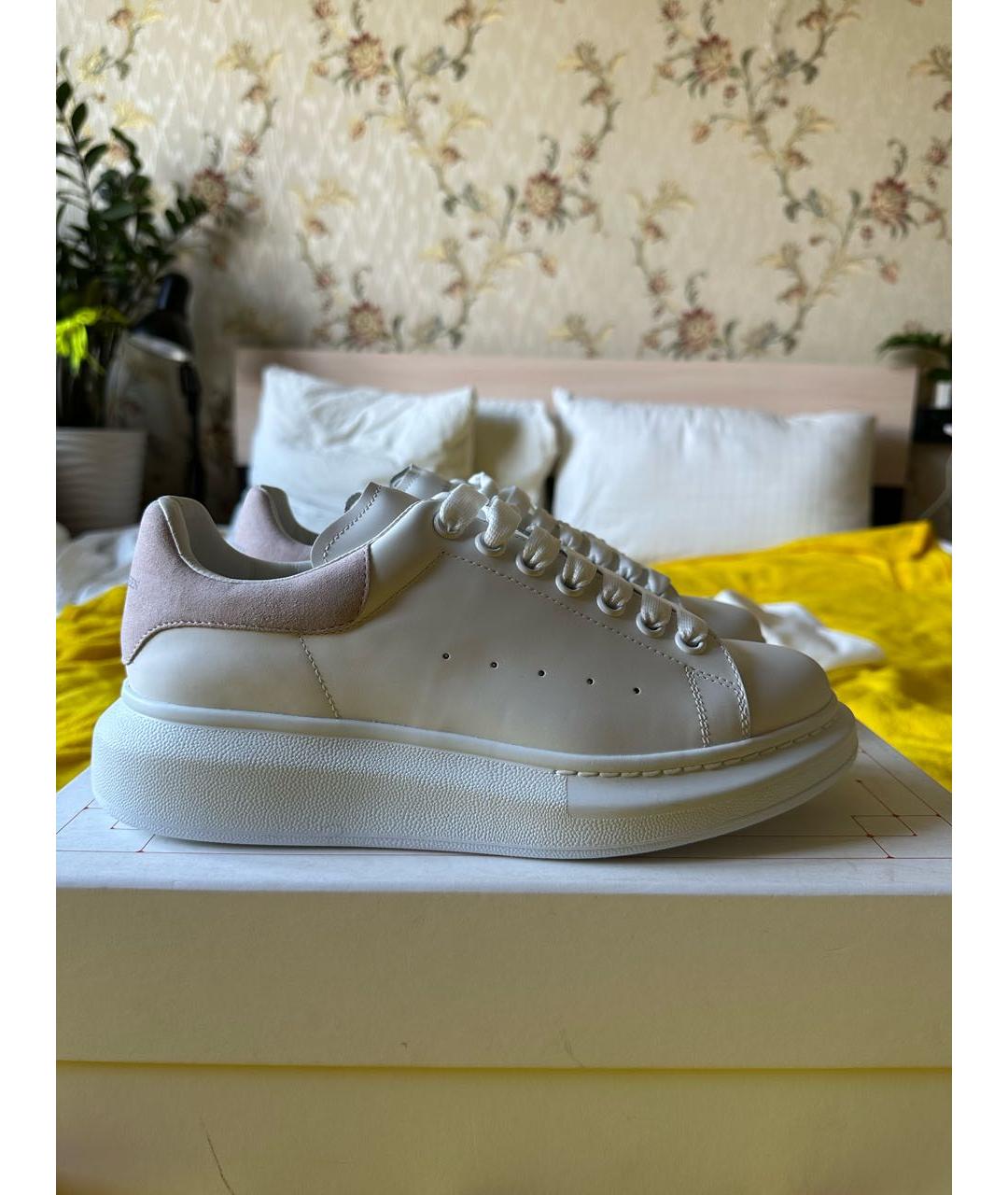 ALEXANDER MCQUEEN Белые кожаные кеды, фото 8