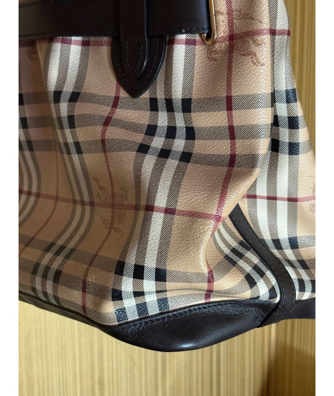 BURBERRY Бежевая кожаная сумка с короткими ручками, фото 2