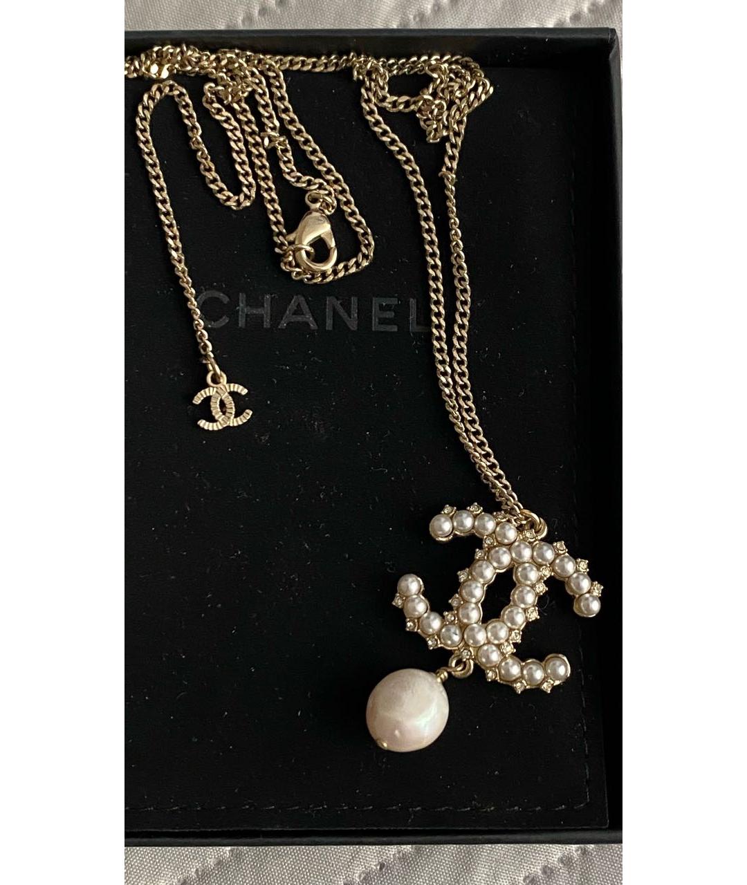 CHANEL Золотая металлическая подвеска, фото 2